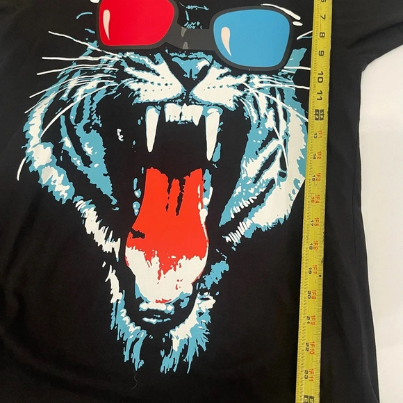LED T Shirt Sound Activated Glow Shirts Light up Equalizer Tiger Design Small - Picture 3 of 11